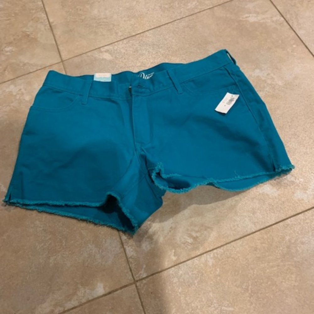 the diva old navy teal colored cut off shorts size 8 nwt